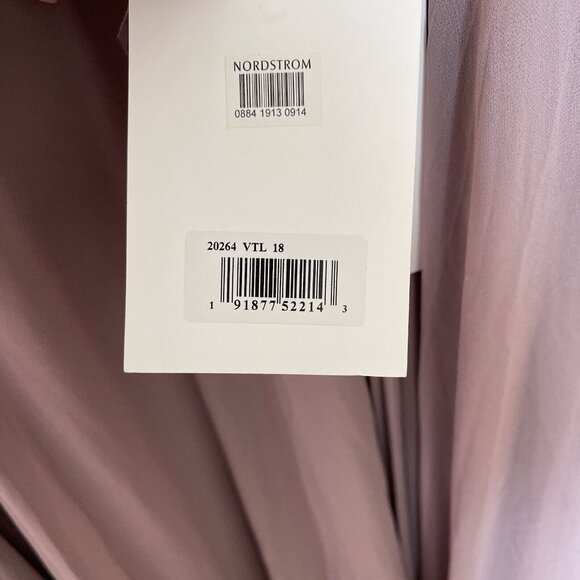 Mac Duggal Gown Dress Size 18 Appliquéd Cap Sleeve Bodice Flowy Lilac 20264 $598 - Picture 13 of 15